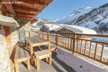 ALTITUDE 1900 - LE COLIBRI, CAMP DE BASE ***** - 15 PERS.